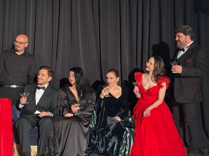 OPERA GALA – «Η Όπερα των Καμινίων»